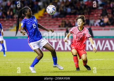 Thiniba Samoura (Frankreich) und Yebin Bae (Korea Republik) während des Spiels Frankreich gegen Korea am 17. August beim FIFA U-20-Frauen-Weltmeisterschaft Costa Rica Stockfoto