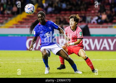 Thiniba Samoura (Frankreich) und Yebin Bae (Korea Republik) während des Spiels Frankreich gegen Korea am 17. August beim FIFA U-20-Frauen-Weltmeisterschaft Costa Rica Stockfoto