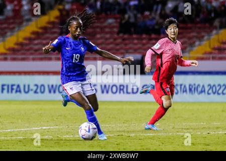 Manssita Traore aus Frankreich und Hyeonjin waren während des Spiels Frankreich gegen Korea auf Augus in Costa Rica bei der FIFA U-20-Frauen-Weltmeisterschaft in Korea Stockfoto