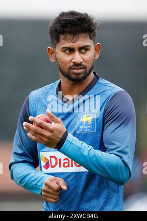 Kamindu Mendis aus Sri Lanka während einer Netzsitzung im Emirates Old Trafford, Manchester. Bilddatum: Montag, 19. August 2024. Stockfoto