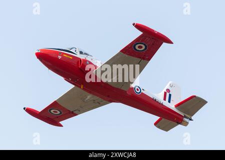 BAC Jet Provost T5 XW324 Ex-Militärjet-Trainer startet vom Flughafen London Southend, um auf einer anderen Flugschau zu zeigen. Ehemaliges RAF-Flugzeug Stockfoto