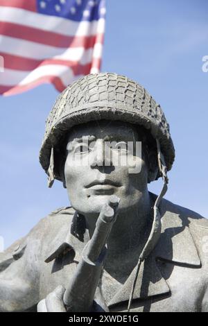 Statue von Major Richard D. Winters (2. Bataillon, 506. Fallschirm-Infanterieregiment, 101. Luftlandedivision), Normandie, Frankreich Stockfoto