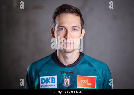 Magdeburg, Deutschland. August 2024. Handball SC Magdeburg - Team Shooting Saison 2024/2025, Nikola Portner, Torhüter. Quelle: Ronny Hartmann/dpa-Zentralbild/dpa/Alamy Live News Stockfoto