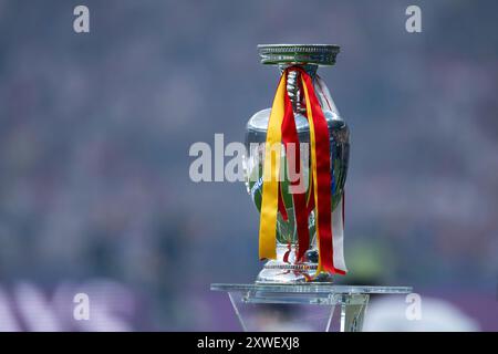 EM Pokal, GER, Spanien (ESP) gegen England (eng), Fussball Europameisterschaft, UEFA EURO 2024, Finale, 14.07.2024 Foto: Eibner-Pressefoto/Michael Memmler Stockfoto