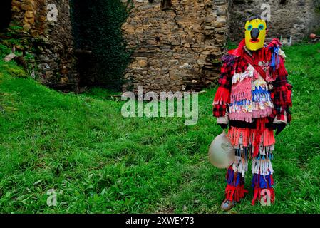 Caretos von Aveleda. Festa dos Rapazes, traditionelle Maske von Aveleda, Braganca, Portugal Stockfoto