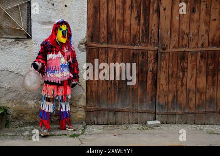 Caretos von Aveleda. Festa dos Rapazes, traditionelle Maske von Aveleda, Braganca, Portugal Stockfoto