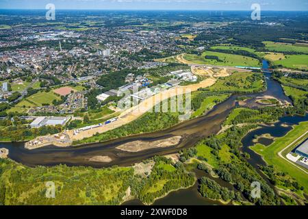 Luftbild, Lippemündungsraum mit Renaturierung, Fluss Lippe und Naturschutzgebiet NSG, Flusslauf mit Sandbank, hinten Bundesstraße B8 Brücke am Lippeschlößchen, Blick nach Wesel, Fernsicht, Wesel, Ruhrgebiet, Niederrhein, Nordrhein-Westfalen, Deutschland ACHTUNGxMINDESTHONORARx60xEURO *** Luftansicht, Lippenmündung mit Renaturierung, Lippe und Naturschutzgebiet NSG, Flusslauf mit Sandbank, hinter Bundesstraße B8 Brücke bei Lippeschlößchen, Blick nach Wesel, Fernsicht, Wesel, Ruhrgebiet, Niederrhein, Nordrhein-Westfalen, Deutschland ATTENTIONxMINDESTHONORARx60xEURO Stockfoto