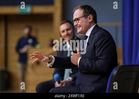 Yarm, Großbritannien. August 2024. Image © lizenziert für Parsons Media. 17/08/2024. Yarm, Vereinigtes Königreich. Tom Tugendhat Abgeordneter bei den Nördlichen Konservativen Hustings. Prinzessin Alexandra. Der Führungskandidat Tom Tugendhat, Abgeordneter, nimmt an den Northern Conserative Hustings während seiner Führungskampagne Teil. Foto: andrew parsons/Alamy Live News Stockfoto