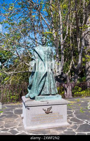 Statue des Kaisers von Österreich Karl 1 oder Karl 1 in der Igreja Nossa Senhora oder Chuch von Monte in der Stadt Monte Vorort von Monte, Funchal Mader Stockfoto