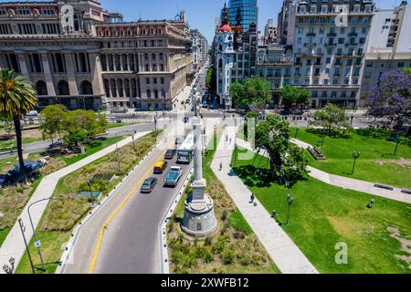 Wunderschöner Blick aus der Luft auf die Plaza Lavalle in Buenos Aires Argentinien. Teatro Colon, Poder Judicial de la Nacion, Tribunales Stockfoto