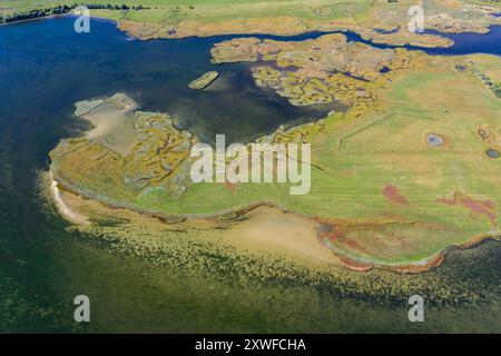 Aus der Vogelperspektive über den Salzhaff, der von der Insel Poel und der flachen Ostseebucht bei Wismar, Mecklenburg-Vorpommern, gebildet wird Stockfoto