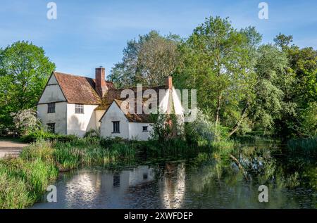 Willy Lotts Haus auf dem Gelände der Stratford Mill am Fluss Stour in Suffolk, England. Die ursprüngliche Mühle wurde abgerissen. Stockfoto