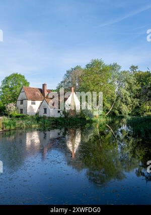 Die Stätte von Stratford Mill, berühmt durch John Constables Gemälde, am Fluss Stour in Suffolk, England. Die ursprüngliche Mühle wurde abgerissen. Stockfoto