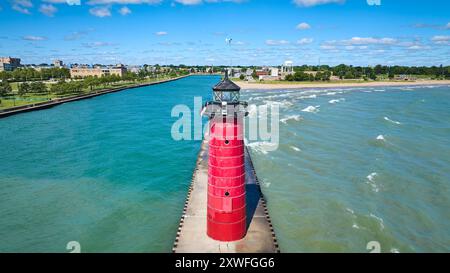 Luftaufnahme des Red Kenosha Lighthouse am Lake Michigan Stockfoto