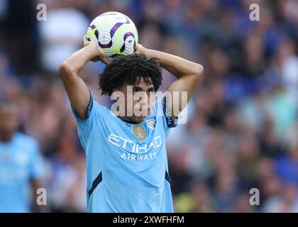 London, Großbritannien. August 2024. Rico Lewis von Manchester City während des Premier League-Spiels in Stamford Bridge, London. Der Bildnachweis sollte lauten: Paul Terry/Sportimage Credit: Sportimage Ltd/Alamy Live News Stockfoto