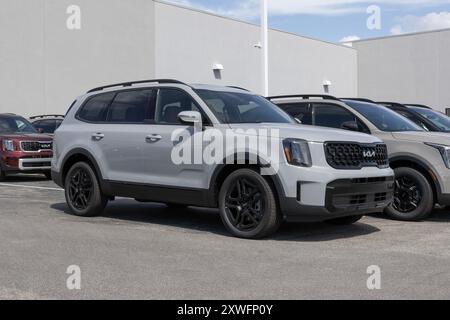 Avon - 11. August 2024: Kia Telluride EX X-Line Display. Kia bietet den Telluride mit einem 3,8-l-V6-Gasmotor mit Direkteinspritzung an. MEIN:2024 Stockfoto