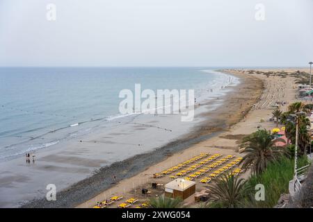 Playa del Ingles (englischer Strand) am Abend. Maspalomas, Gran Canaria. Kanarische Inseln, Spanien. Stockfoto