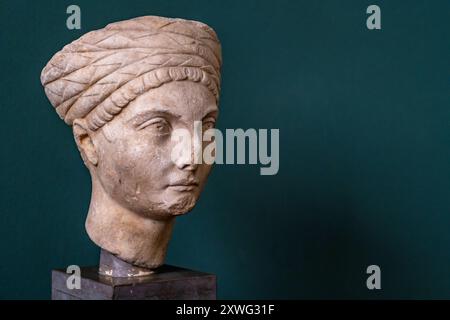 Antike römische Büste einer Frau im NY Carlsberg Glyptotek in Kopenhagen, Dänemark Stockfoto
