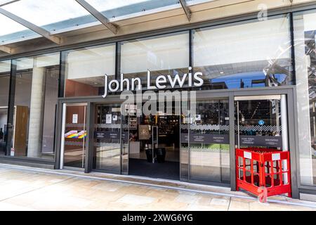 Oxford, UK - 5. Juni 2024: John Lewis im Westgate Shopping Centre. Stockfoto