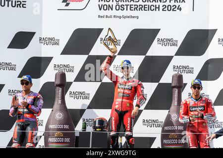 Das Podium des MotoGP Motorrad Grand Prix von Österreich 2024 mit Jorge MARTIN (SPA) - Prima Pramac Racing (links), Francesco BAGNAIA (ITA) - Ducati Le Stockfoto