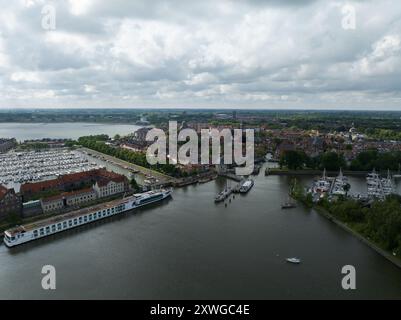 Hoorn, Stadt in der Region Westfriesland, Niederlande. Luftaufnahme. Stockfoto