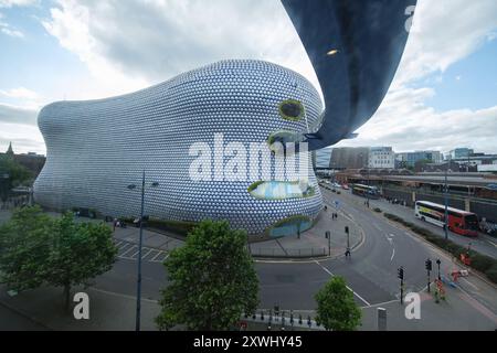 Madrid, Spanien. August 2024. Blick auf den Bull Ring, ein Einkaufszentrum im Zentrum von Birmingham, entworfen von Benoy 2003 in Birmingham 19. August 2024 Großbritannien. (Foto: Oscar Gonzalez/SIPA USA) Credit: SIPA USA/Alamy Live News Stockfoto