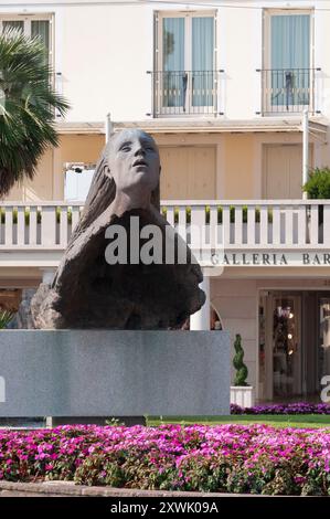 Italien, Lombardei, Desenzano, Monumento Ai Caduti Reparto Alta Velocita Denkmal von Aurelio Quaglino datiert 1936 Stockfoto