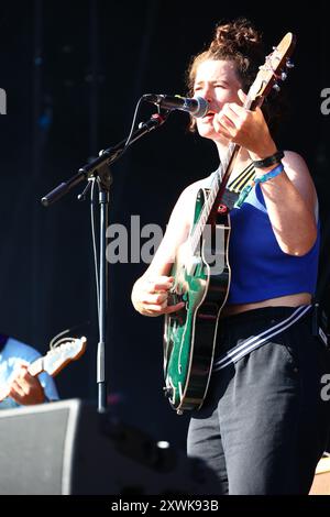 KATE STABLES, THIS IS THE KIT, CONCERT, 2024: Kate Stables die ...