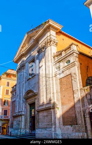 Alte mittelalterliche Gesu e Maria-Kirche in der Via del Corso, Rom, Italien Stockfoto