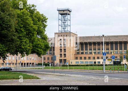 Flughafen Berlin Tempelhof, Berlin - Terminalgebäude Tempelhofer Flughaven, Tempelhof-Schöneberg, Berlin, Deutschland Stockfoto