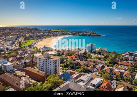 Bondi Beach Sydney Australien. Luftdrohnenfoto des berühmten Bondi Strandes im Süden von Sydney in New South Wales. Stockfoto