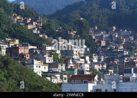 Blick auf die Favela in Rio de Janeiro Stockfoto