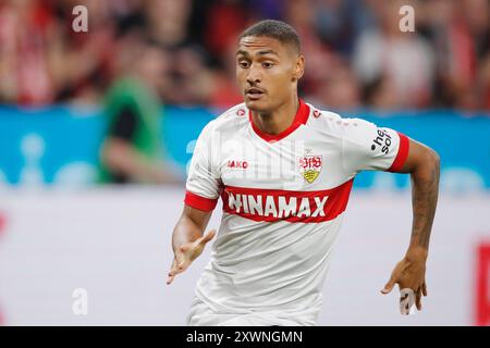 LEVERKUSEN - Enzo Millot vom VfB Stuttgart während des DFL-Super-Cup-Spiels zwischen Bayer 04 Leverkusen und VfB Stuttgart am 17. August 2024 in der BayArena in Leverkusen. ANP | Hollandse Hoogte | BART STOUTJESDIJK Stockfoto