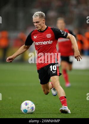 LEVERKUSEN - Florian Wirtz von Bayer 04 Leverkusen beim DFL-Super-Cup-Spiel zwischen Bayer 04 Leverkusen und VfB Stuttgart am 17. August 2024 in der BayArena in Leverkusen. ANP | Hollandse Hoogte | BART STOUTJESDIJK Stockfoto