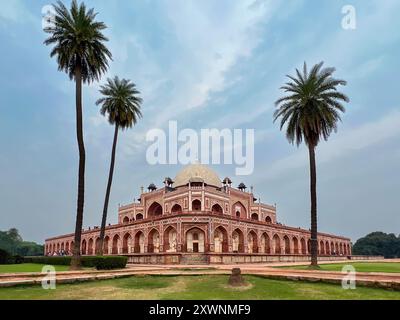 Palmen vor Humayuns Grab, Neu-Delhi, Indien Stockfoto