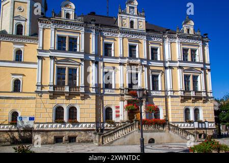 Lądek-Zdrój, auch Landek genannt, ist ein Kurort in der Grafschaft Kłodzko in der Woiwodschaft Niederschlesien im Südwesten Polens. Es ist der Sitz von Stockfoto