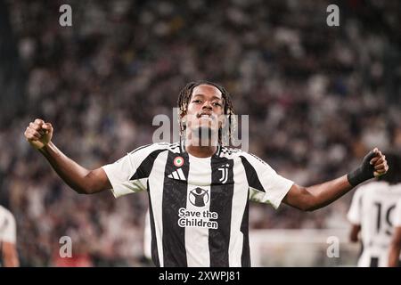 Torino, Italien. August 2024. JuventusÕ Samuel Mbangula während des Fußballspiels der Serie A zwischen Juventus und Como im Allianz-Stadion in Turin, Nordwesten Italiens - Montag, 19. August 2024. Sport - Fußball . (Foto: Marco Alpozzi/Lapresse) Credit: LaPresse/Alamy Live News Stockfoto