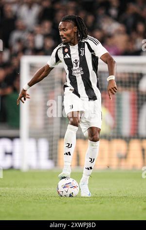 Torino, Italien. August 2024. Während des Fußballspiels der Serie A zwischen Juventus und Como im Allianz-Stadion in Turin, Nordwesten Italiens - Montag, 19. August 2024. Sport - Fußball . (Foto: Marco Alpozzi/Lapresse) Credit: LaPresse/Alamy Live News Stockfoto