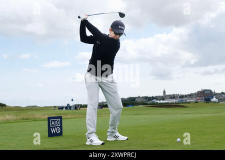 August 2024; Old Course in St Andrews, St Andrews, Fife, Schottland; AIG Womens Open Golf, Übungstag 2; Karrie Webb of Australia schlägt auf dem sechzehnten Loch ab Stockfoto