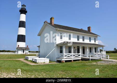 Bodie Island Lighthouse und Keepers Quarters. Stockfoto