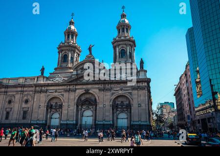 Die Plaza de Armas ist der Hauptplatz von Santiago in Chile Stockfoto