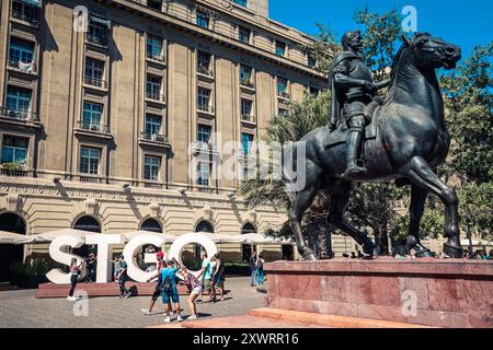 Die Plaza de Armas ist der Hauptplatz von Santiago in Chile Stockfoto