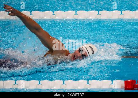 Kate Douglass (USA) trat bei den Olympischen Sommerspielen 2024 in der 200-Meter-Einzelmedley-Hitze der Frauen an. Stockfoto