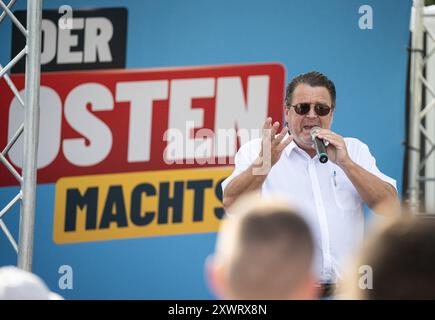 Erfurt, Deutschland. August 2024. Stephan Brandner (AfD) spricht bei einer Wahlkundgebung der AfD. Am 1. September wird in Thüringen ein neuer landtag gewählt. Quelle: Hannes P. Albert/dpa/Alamy Live News Stockfoto