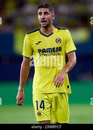Villarreal, Castellon, Spanien. August 2024. Santi Comesana von Villarreal CF während des La Liga Spiels zwischen Villarreal CF und Club Atletico de Madrid im Estadio de la Ceramica am 19. August 2024 in Villarreal, Spanien (Credit Image: © David Ramirez/DAX via ZUMA Press Wire) NUR REDAKTIONELLE VERWENDUNG! Nicht für kommerzielle ZWECKE! Stockfoto