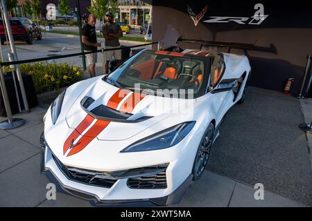 BIRMINGHAM, MI/USA – 17. AUGUST 2024: Ein Chevrolet Corvette ZR1 der 8. Generation auf der Woodward Dream Cruise in der Nähe von Detroit, Michigan. Stockfoto