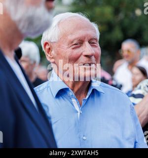 Oskar Lafontaine BSW, 19.08.2024, Eisenach Deutschland, Event, Thüringer Wahlkampftour-Start des Bündnisses Sahra Wagenknecht Partei für Vernunft und Gerechtigkeit BSW in Eisenach *** Oskar Lafontaine BSW , 19 08 2024, Eisenach Deutschland , Event, Thüringer Wahlkampftour Start der Allianz Sahra Wagenknecht - Partei für Vernunft und Gerechtigkeit BSW in Eisenach xprx Stockfoto