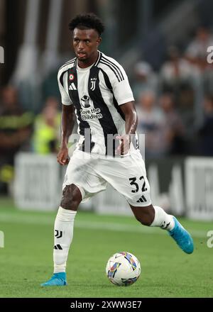 Turin, Italien. August 2024. Juan Cabal von Juventus während des Spiels der Serie A im Allianz Stadium in Turin. Der Bildnachweis sollte lauten: Jonathan Moscrop/Sportimage Credit: Sportimage Ltd/Alamy Live News Stockfoto