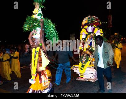 Das farbenfrohe und einzigartige Thaipusam-Festival, das von Hindu Tamils in Kuala Lumpur, Malaysia, gefeiert wird. Stockfoto