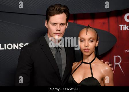 New York, USA. August 2024. Bill Skarsgård und FKA Twigs nahmen am 20. August 2024 an der Crow-Filmpremiere im Village East von Angelika in New York Teil. (Foto: Efren Landaos/SIPA USA) Credit: SIPA USA/Alamy Live News Stockfoto